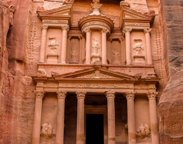 Petra-travel